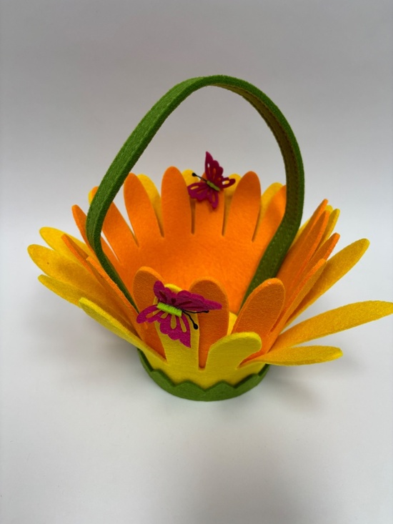 Fun Easter Decorations - Picture 11 of 16